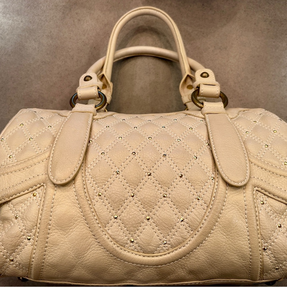 Lockheart Cream Leather Satchel with Gold Hardware - Picture 8 of 11